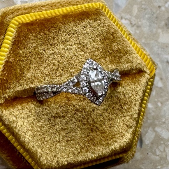 Twisted Vine Marquise Diamond Halo Ring - Picture 9 of 11